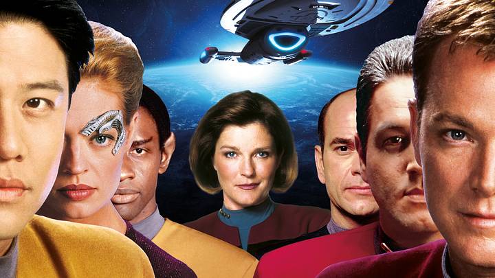 Photo: Star Trek: Voyager 25th Anniversary Special.. Image Courtesy Titan Comics