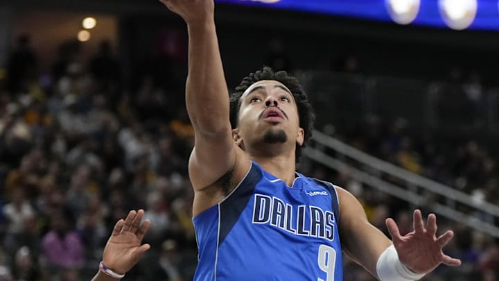Oct 15, 2025; Las Vegas, Nevada, USA; Dallas Mavericks guard Ryan Nembhard (9) shoots a layup against the Los Angeles Lakers during the first half at T-Mobile Arena. Mandatory Credit: Lucas Peltier-Imagn Images Oct 15, 2025; Las Vegas, Nevada, USA; Dallas Mavericks guard Ryan Nembhard (9) shoots a layup against the Los Angeles Lakers during the first half at T-Mobile Arena. Mandatory Credit: Lucas Peltier-Imagn Images