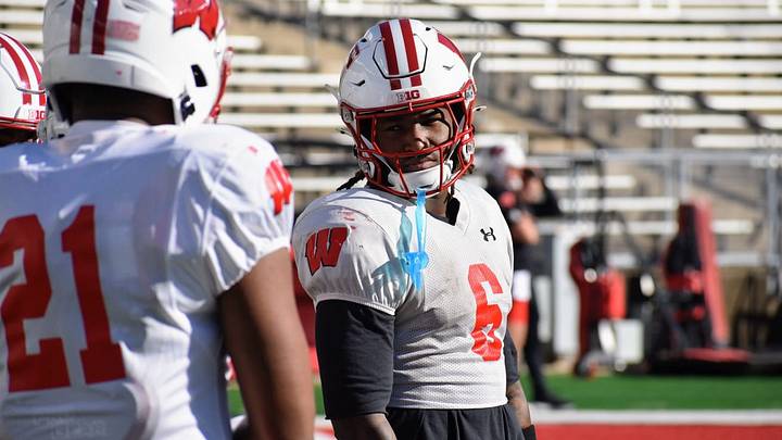 Wisconsin running backs Bryan Jackson (left) and Darrion Dupree (right). 