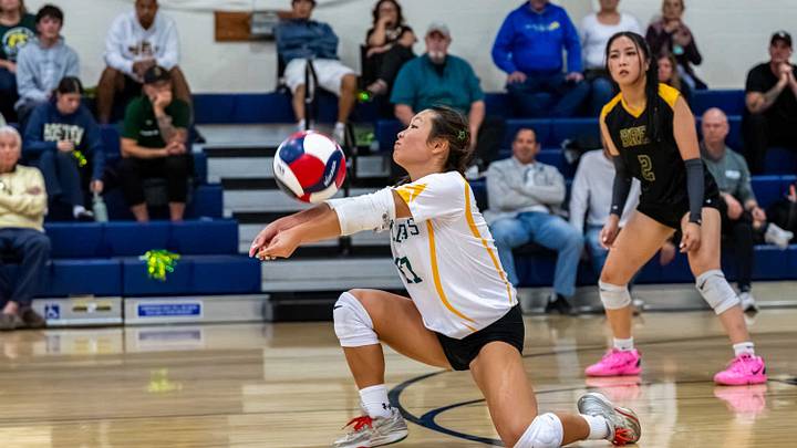 Laguna Blanca takes on Brea Olinda in a CIF Southern Section high school volleyball match.