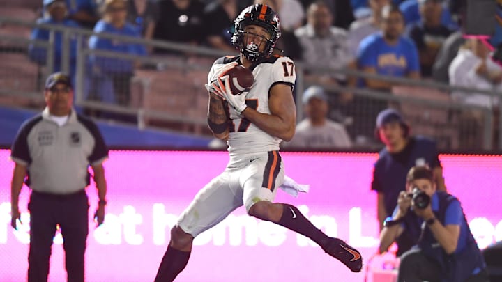 Oct 5, 2019; Pasadena, CA, USA; Oregon State Beavers wide receiver Isaiah Hodgins (17) catches a pass for a touchdown in the second half against the UCLA Bruins at the Rose Bowl. Mandatory Credit: Jayne Kamin-Oncea-Imagn Images