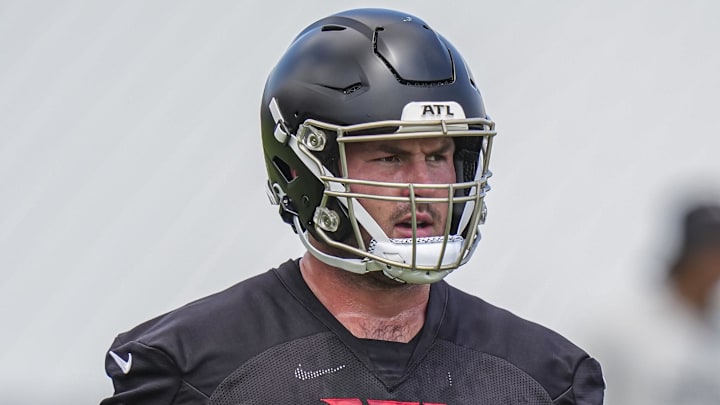 Atlanta Falcons center Drew Dalman suffered an ankle injury in the second quarter against the Kansas City Chiefs on Sunday.