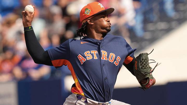 Houston Astros pitcher Alimber Santa. Houston Astros pitcher Alimber Santa.