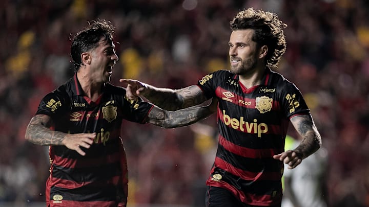 Lucas Lima foi o grande nome do triunfo do Leão da Ilha