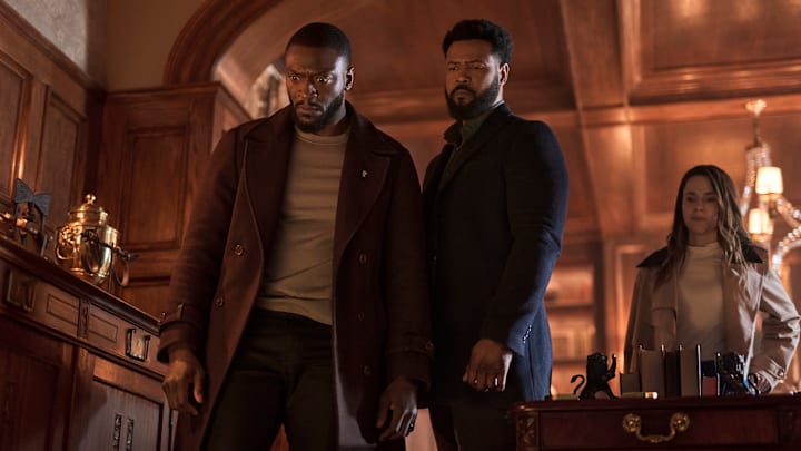 Aldis Hodge as Alex Cross, Isaiah Mustafa as John Sampson, Alona Tal as Kayla Craig.