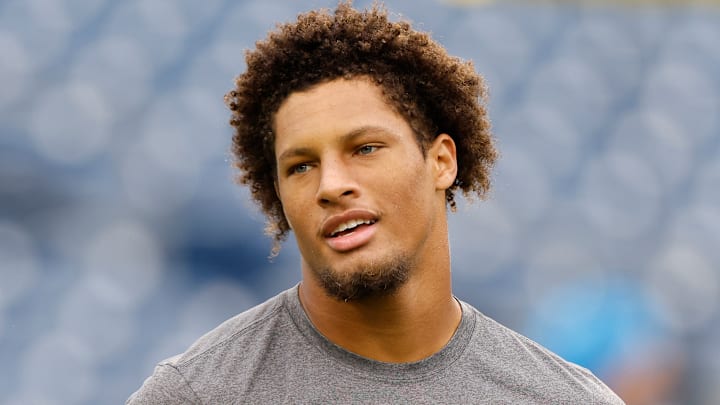 Los Angeles Chargers v Tennessee Titans