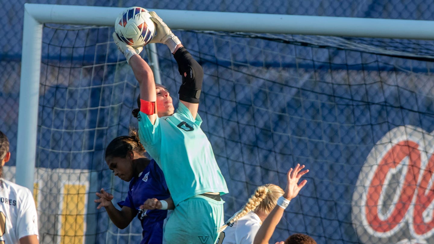Former Vanderbilt Soccer Goalie Signs With Pro Team: The Anchor