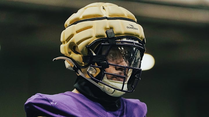 Alphonzo Tuputala provides the Huskies with a veteran leader.