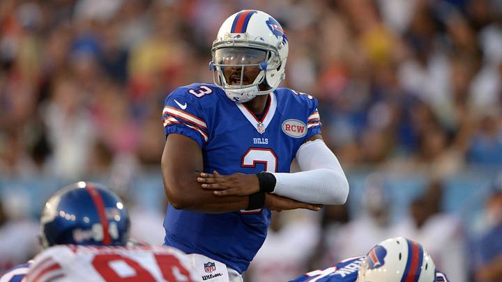 Aug 3, 2014; Canton, OH, USA; Buffalo Bills quarterback E.J. Manuel (3) gestures during the 2014 Hall of Fame game against the New York Giants at Fawcett Stadium. Aug 3, 2014; Canton, OH, USA; Buffalo Bills quarterback E.J. Manuel (3) gestures during the 2014 Hall of Fame game against the New York Giants at Fawcett Stadium.