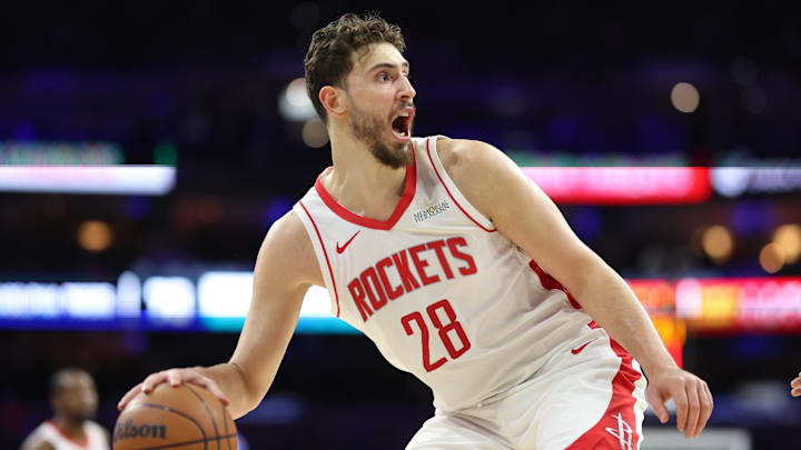 Jan 22, 2026; Philadelphia, Pennsylvania, USA; Houston Rockets center Alperen Sengun (28) controls the ball against the Philadelphia 76ers during the third quarter at Xfinity Mobile Arena. Mandatory Credit: Bill Streicher-Imagn Images