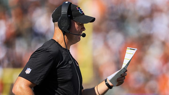 Oct 6, 2024; Cincinnati, Ohio, USA; Cincinnati Bengals head coach Zac Taylor calls a play in the first half against the Baltimore Ravens at Paycor Stadium. Mandatory Credit: Katie Stratman-Imagn Images Oct 6, 2024; Cincinnati, Ohio, USA; Cincinnati Bengals head coach Zac Taylor calls a play in the first half against the Baltimore Ravens at Paycor Stadium. Mandatory Credit: Katie Stratman-Imagn Images