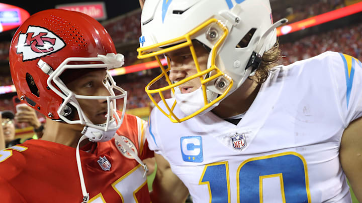 Los Angeles Chargers v Kansas City Chiefs