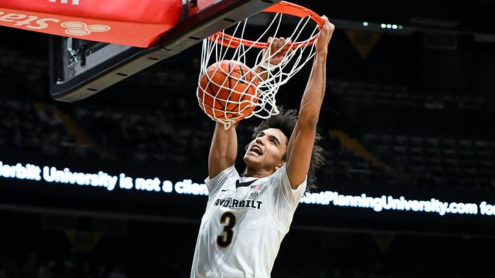 Dec 13, 2025; Nashville, Tennessee, USA; Vanderbilt Commodores guard Tyler Tanner (3) dunks the ball against the Central Arkansas Bears during the second half at Memorial Gymnasium. Mandatory Credit: Steve Roberts-Imagn Images Dec 13, 2025; Nashville, Tennessee, USA; Vanderbilt Commodores guard Tyler Tanner (3) dunks the ball against the Central Arkansas Bears during the second half at Memorial Gymnasium. Mandatory Credit: Steve Roberts-Imagn Images