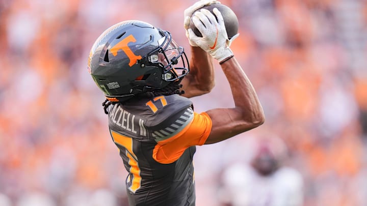 Tennessee wide receiver Chris Brazzell II (17) catches the ball during an NCAA college football game against New Mexico State on November 15, 2025, in Knoxville, Tenn.