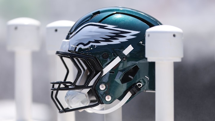 Aug 16, 2025; Philadelphia, Pennsylvania, USA; Philadelphia Eagles helmet on the bench during a game against the Cleveland Browns at Lincoln Financial Field. Mandatory Credit: Bill Streicher-Imagn Images Aug 16, 2025; Philadelphia, Pennsylvania, USA; Philadelphia Eagles helmet on the bench during a game against the Cleveland Browns at Lincoln Financial Field. Mandatory Credit: Bill Streicher-Imagn Images
