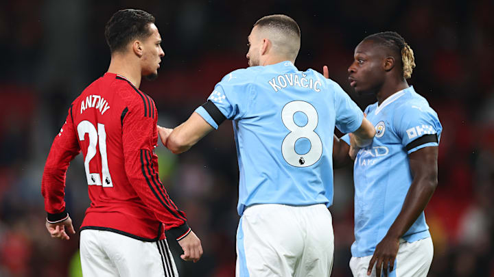 Manchester United v Manchester City