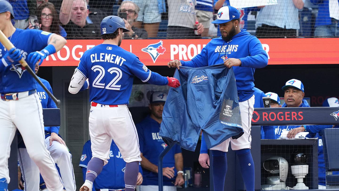 Blue Jays Infielder's Dominant Start Makes Him Obvious All-Star Front-Runner
