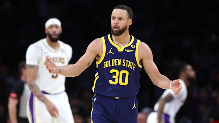 Golden State Warriors v Los Angeles Lakers