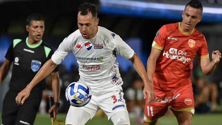 Paraguaios seguem na briga para chegar à fase de grupos