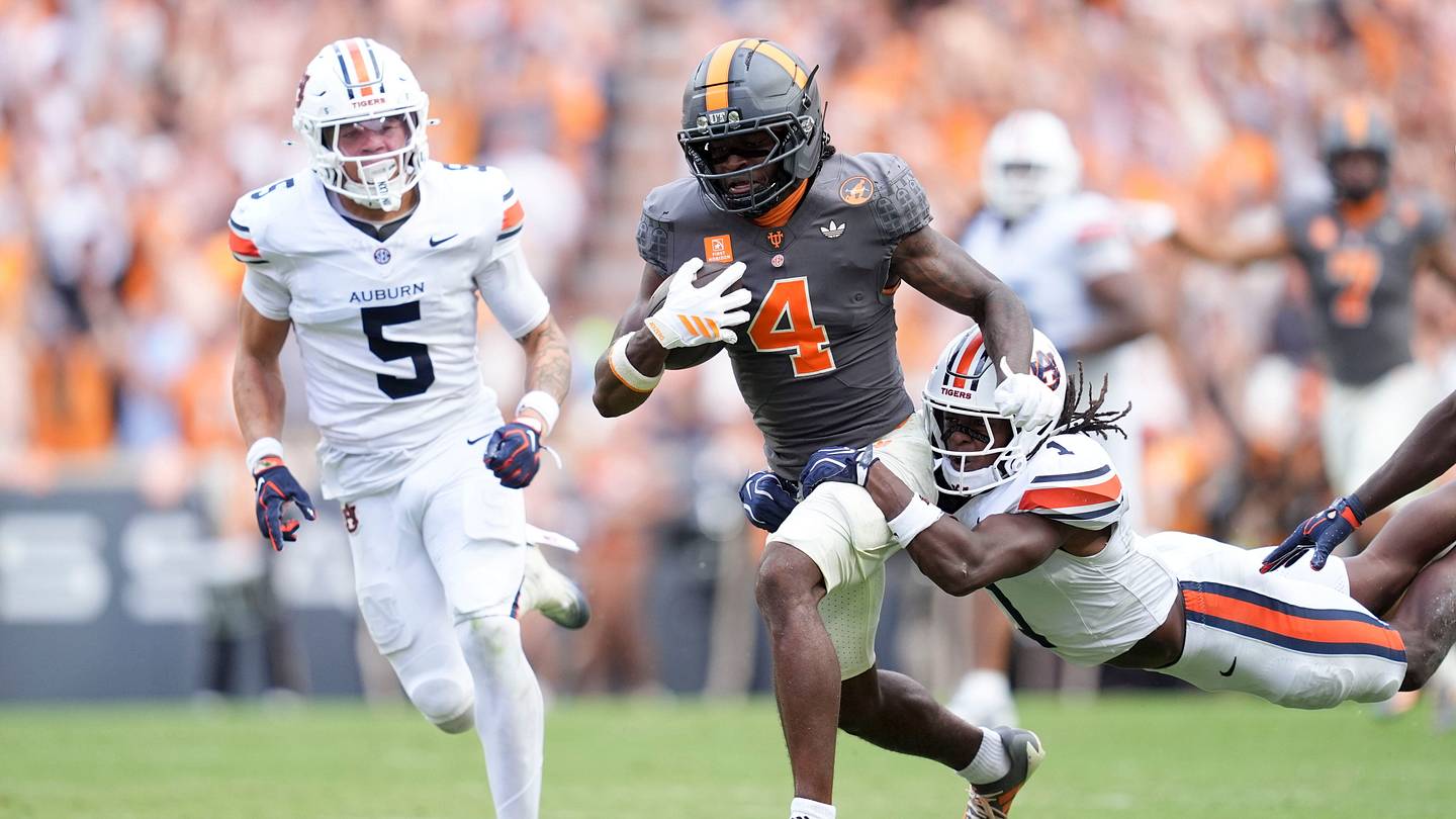 Auburn Defensive Players to Watch Against Georgia