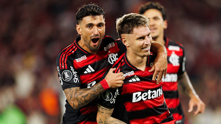 Flamengo tenta abrir vantagem na liderança do Brasileirão