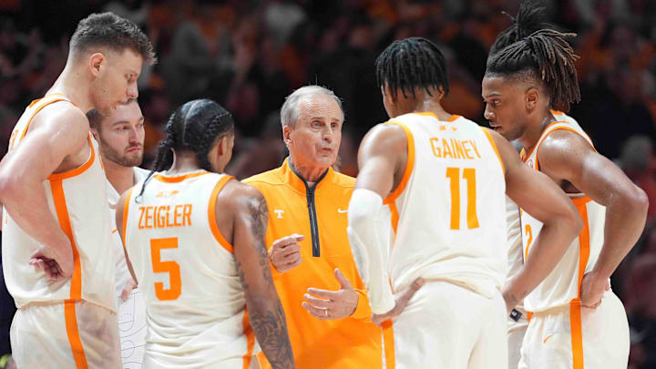 Tennessee head coach Rick Barnes chats with his team during a men’s college basketball game between Tennessee and Vanderbilt at Thompson-Boling Arena at Food City Center, Saturday, Feb. 15, 2025.
