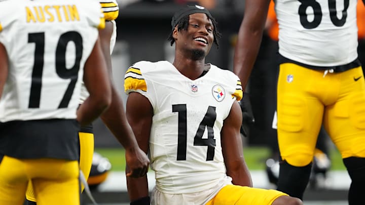 Pittsburgh Steelers wide receiver George Pickens warms up before the start of a game against the Las Vegas Raiders. Pittsburgh Steelers wide receiver George Pickens warms up before the start of a game against the Las Vegas Raiders.