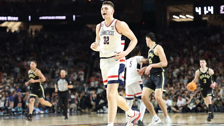 Purdue v Connecticut
