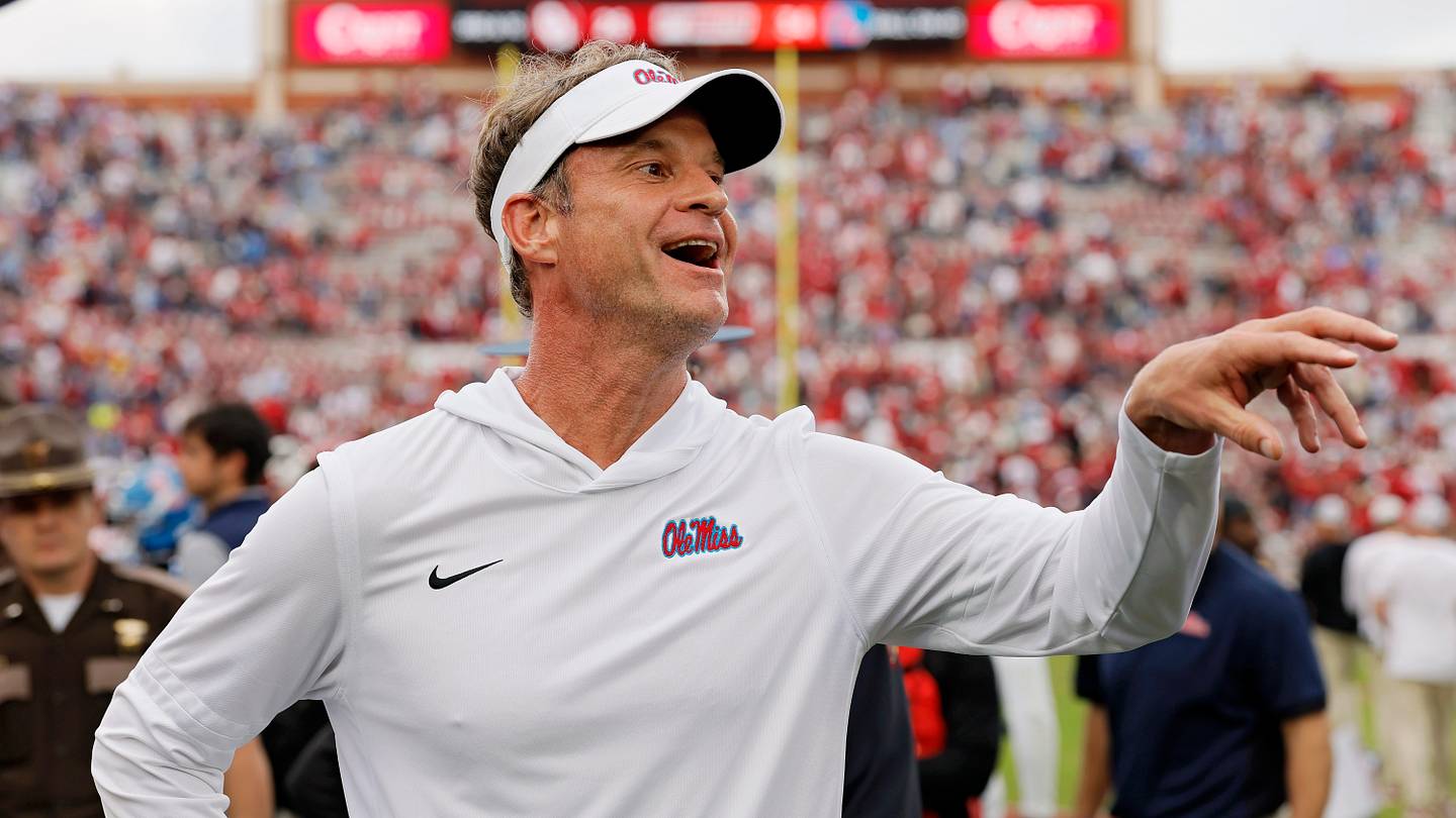 Arkansas Coaching Search: Top Candidates Emerge Post-Pittman