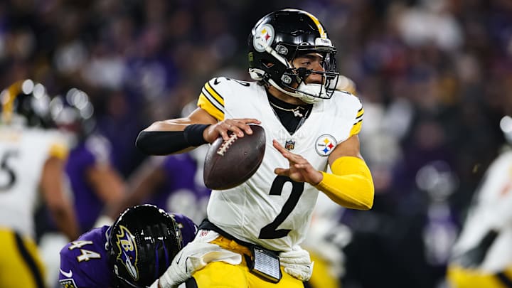 AFC Wild Card Playoffs: Pittsburgh Steelers v Baltimore Ravens