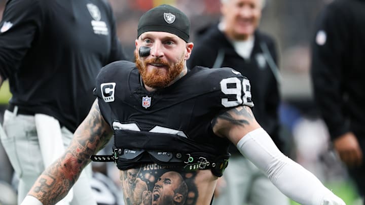 Las Vegas Raiders defensive end Maxx Crosby (98) warms up prior to the game against the Chicago Bears at Allegiant Stadium.