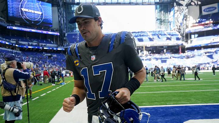 Indianapolis Colts quarterback Daniel Jones (17) leaves the field Sunday, Sept. 27, 2026, after defeating the Houston Texans 19-17 at Lucas Oil Stadium in Indianapolis.
