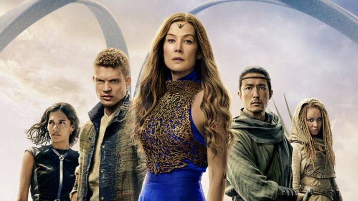 The Wheel of Time Season 3 panorama art featuring Rand, Moiraine, Lan, Egwene, and Aviendha. The Wheel of Time Season 3 panorama art featuring Rand, Moiraine, Lan, Egwene, and Aviendha.