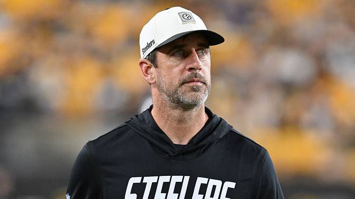 Pittsburgh Steelers quarterback Aaron Rodgers