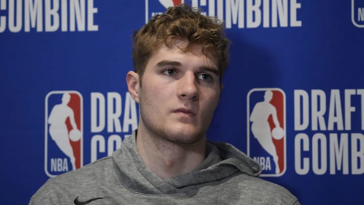 May 14, 2025; Chicago, Il, USA; Liam McNeeley talks to the media during the 2025 NBA Draft Combine at Marriott Marquis Chicago. Mandatory Credit: David Banks-Imagn Images May 14, 2025; Chicago, Il, USA; Liam McNeeley talks to the media during the 2025 NBA Draft Combine at Marriott Marquis Chicago. Mandatory Credit: David Banks-Imagn Images