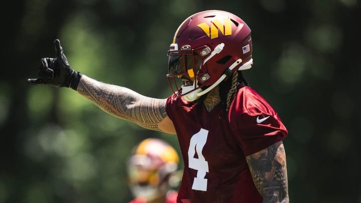 Washington Commanders linebacker Frankie Luvu