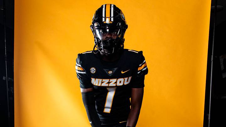 Lausanne Collegiate School wide receiver Lawrence Britt lines up for a photo during his official visit to the University of Missouri. Lausanne Collegiate School wide receiver Lawrence Britt lines up for a photo during his official visit to the University of Missouri.