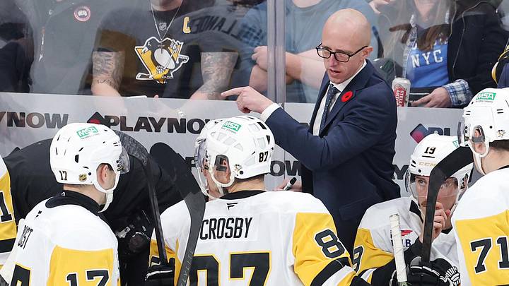 Nov 1, 2025; Winnipeg, Manitoba, CAN; Pittsburgh Penguins head coach Dan Muse instructs players during a time out against the Winnipeg Jets in the third period at Canada Life Centre. Mandatory Credit: James Carey Lauder-Imagn Images