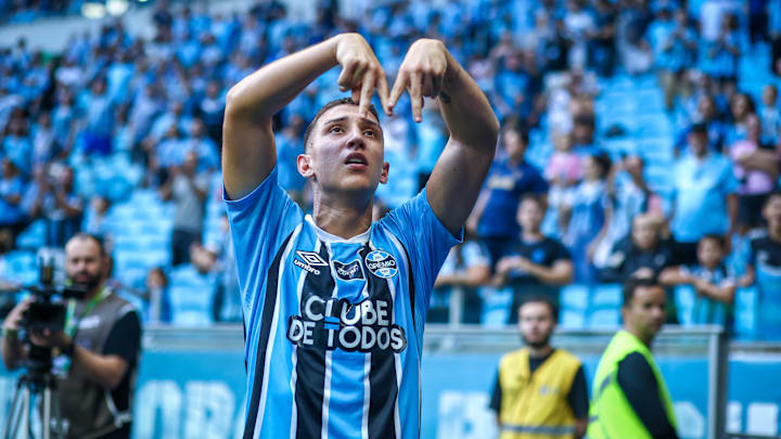 Monsalve segue como titular do time tricolor