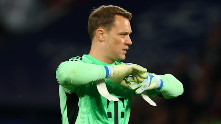 Manuel Neuer wants to sign a new contract at Bayern Munich.