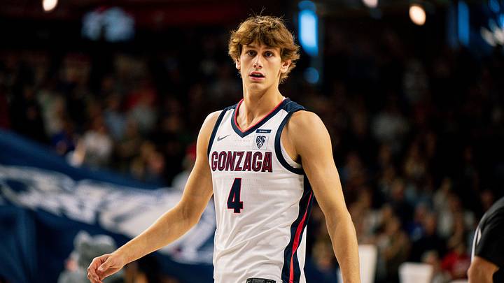 Gonzaga Bulldogs guard Davis Fogle (4). Gonzaga Bulldogs guard Davis Fogle (4).