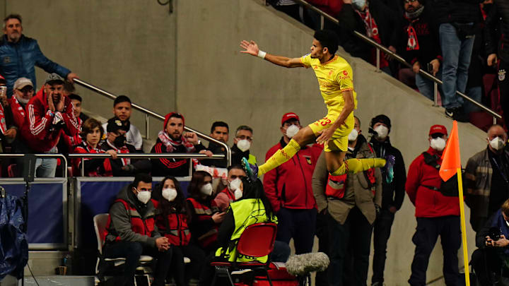 Luis Diaz bejubelt seinen Treffer zum 3:1