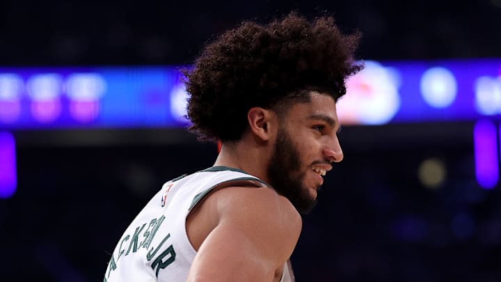 Milwaukee Bucks v New York Knicks