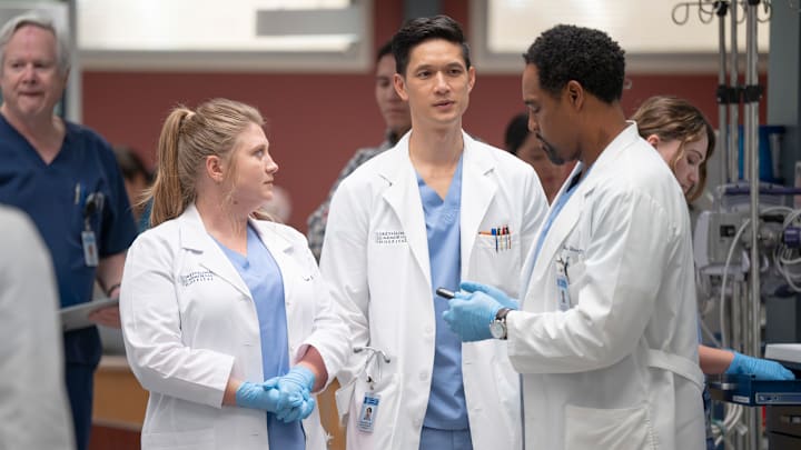 GREYÕS ANATOMY - ÒBust Your WindowsÓ - A window washerÕs platform crashes through a hospital window, testing the Grey Sloan teamÕs limits. Meanwhile, Blue and Simone clash over their living arrangements, and Lucas strives to impress Catherine while on her service.THURSDAY, APRIL 17 (10:00-11:00 p.m. EDT) on ABC. (Disney/Anne Marie Fox) 
JAICY ELLIOT, HARRY SHUM JR., JASON GEORGE