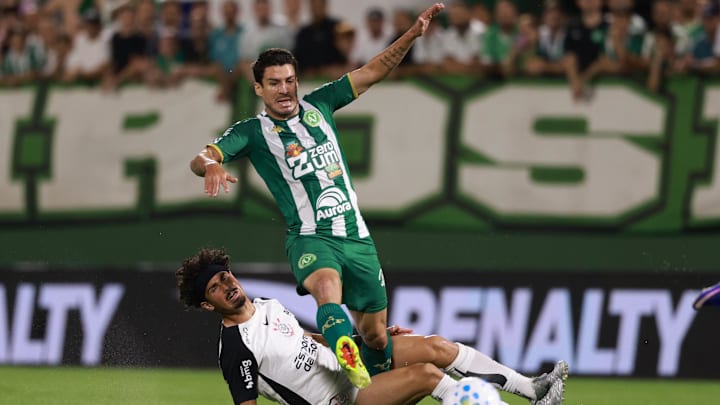 Corinthians e Chapecoense vivem jejum de vitórias
