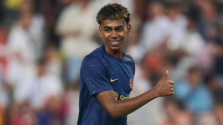 Lamine Yamal tiene a los 17 años una carrera brillante en el fútbol  