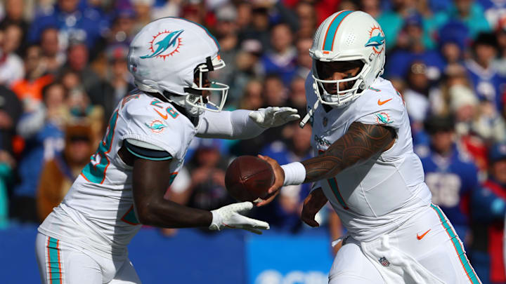 Miami Dolphins v Buffalo Bills