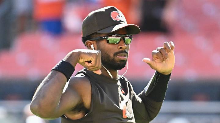 Sep 27, 2026; Cleveland, Ohio, USA; Cleveland Browns quarterback Shedeur Sanders (2) warms up prior to the game against the Carolina Panthers at Huntington Bank Field. Mandatory Credit: Ken Blaze-Imagn Images Sep 27, 2026; Cleveland, Ohio, USA; Cleveland Browns quarterback Shedeur Sanders (2) warms up prior to the game against the Carolina Panthers at Huntington Bank Field. Mandatory Credit: Ken Blaze-Imagn Images