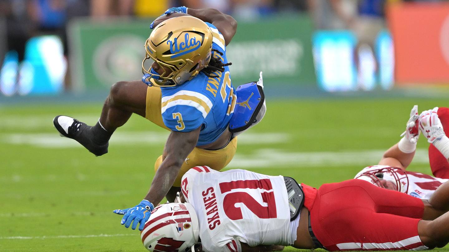 Wisconsin Football Week 7 Defensive Snap Count and Analysis vs. UCLA