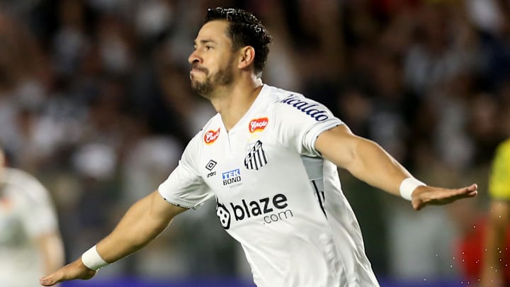 Giuliano espera ajudar o Santos mais uma vez Giuliano espera ajudar o Santos mais uma vez